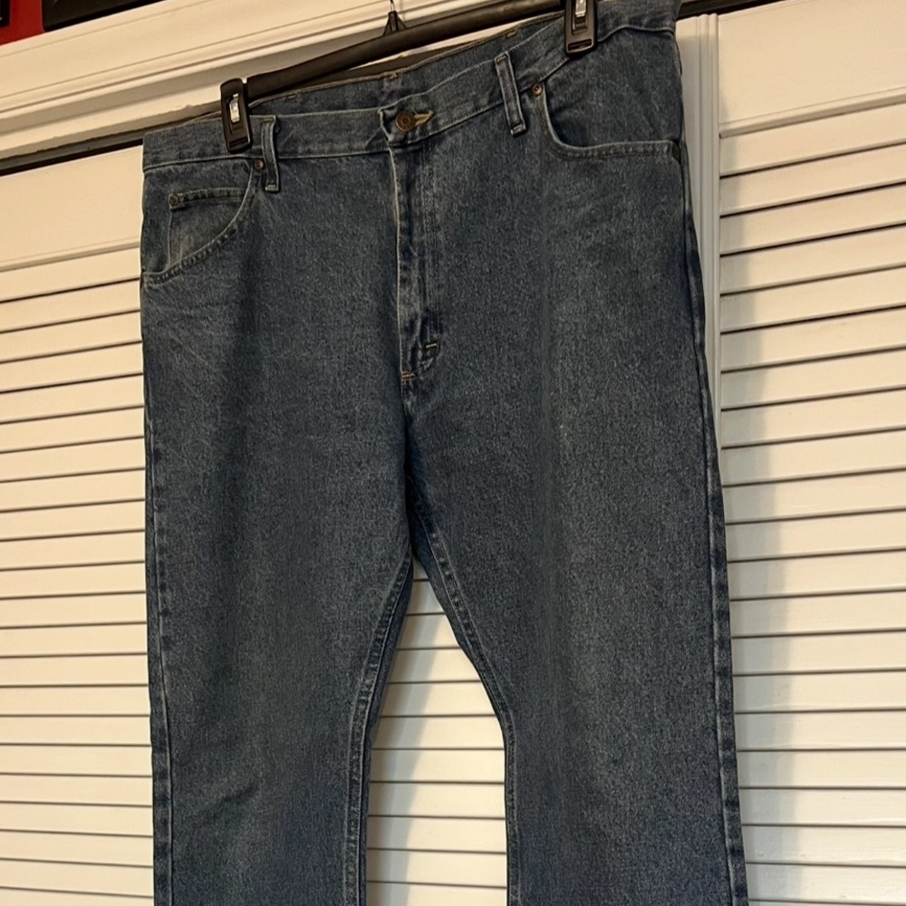 Wrangler Men's Denim Jeans in Classic Blue